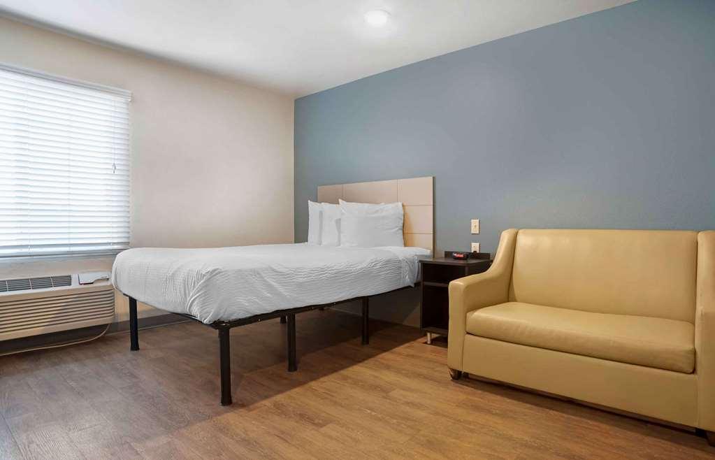 Extended Stay America Select Suites - Panama City - Callaway 객실 사진