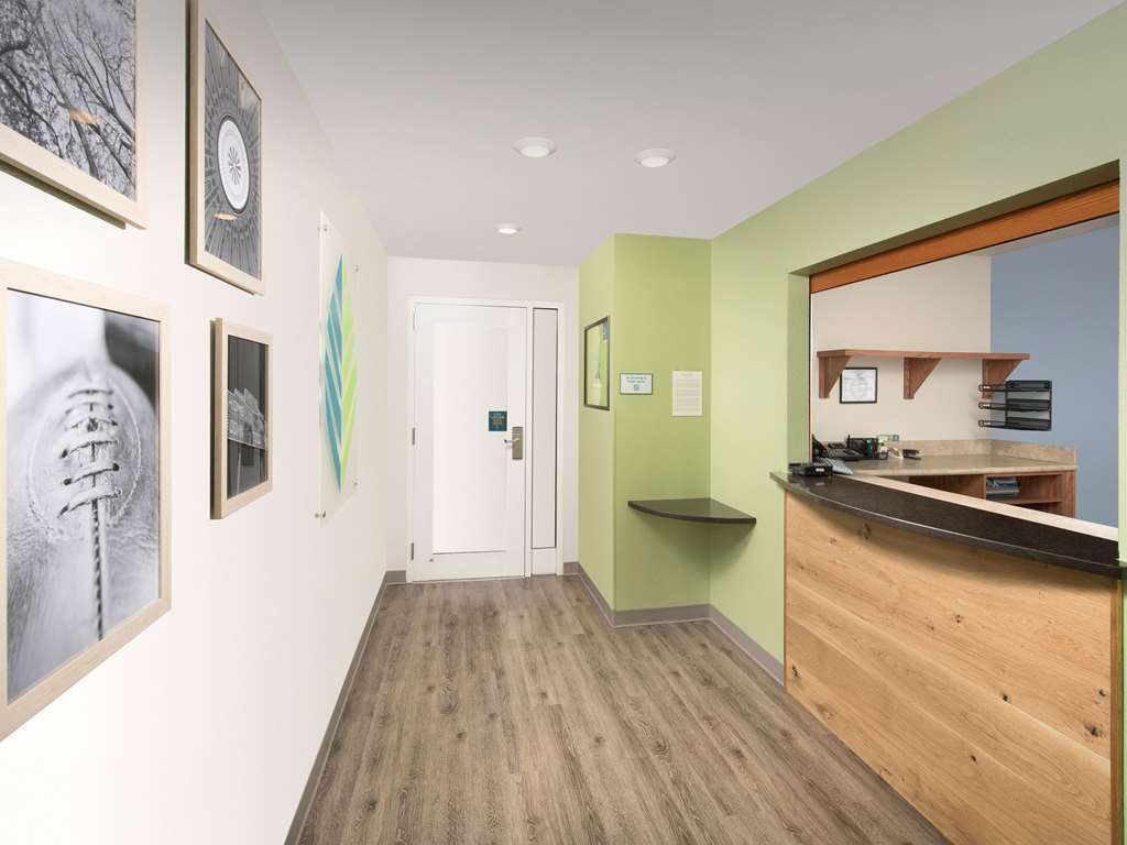 Extended Stay America Select Suites - Panama City - Callaway 내부 사진
